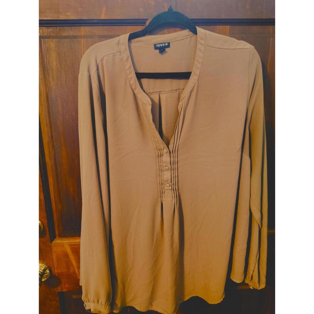 Torrid Georgette Pintuck Tunic Womens Toffee Brown Long Sleeve NWOT size xxl